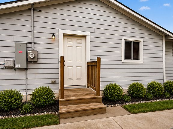 2nd image of 215 Prosperity Dr