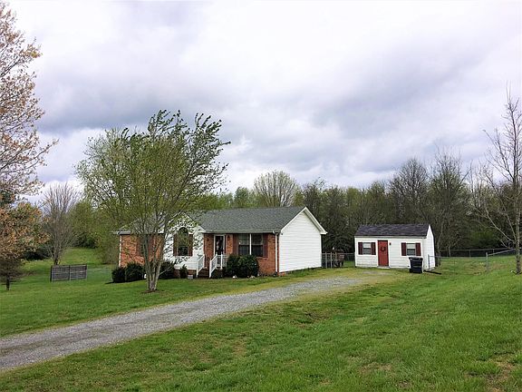 2nd image of 389 Albright Ln