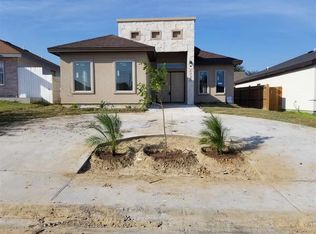 2320 Los Pinos Dr, Laredo, TX 78046