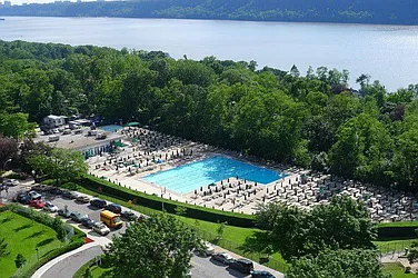 Sold by Robert E. Hill 