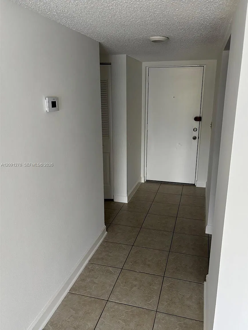 Camino Circle Condo — Photo 1