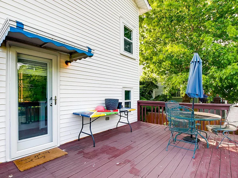 Deck