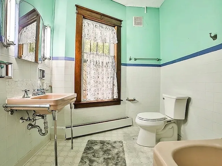 1811 Weston Ave #1 — Photo 10