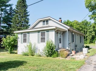 8491 Douglas Ave, Kalamazoo, MI 49009