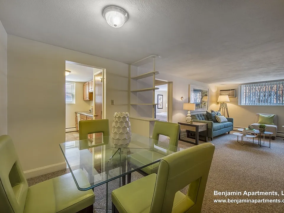 8 Brattle Dr #7