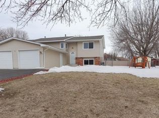 9143 Forestview Ln N, Maple Grove, MN 55369