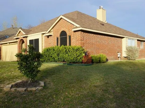 702 Long Hill Ct, McKinney, TX 75071