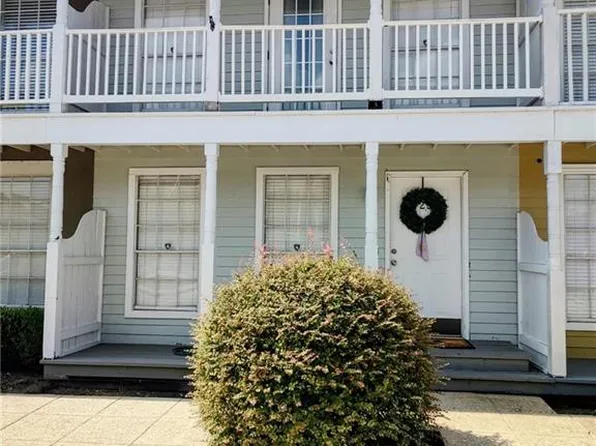 2210 Christian St APT 29, Baton Rouge, LA 70808