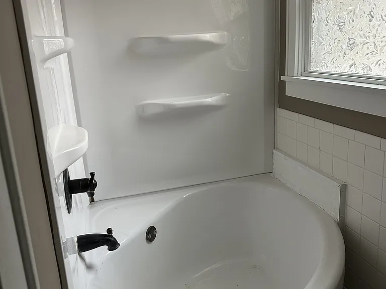 1229 W North St #2 — Photo 10
