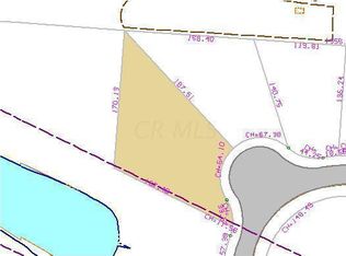 5711 Queen Victoria St, Groveport, OH 43125