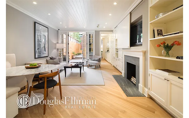 Sold by Douglas Elliman | media 14
