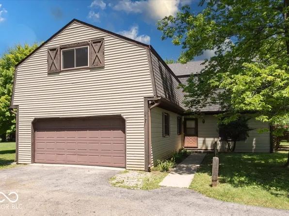 228 Saddle Brook Ct, Zionsville, IN 46077