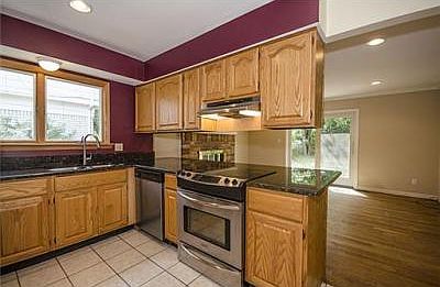 5th image of 2068 Yorktown Dr