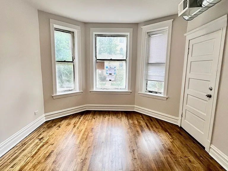 2636 W 23rd St #1F — Photo 4