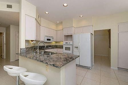 2nd image of 865 Applewilde Dr