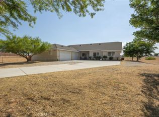 10978 7th Ave, Hesperia, CA 92345