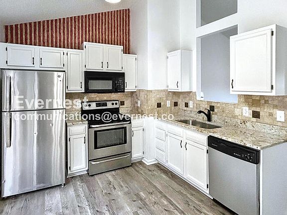 2nd image of 3214 Westbury Dr