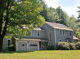 100 Lake Ave, Sunapee, NH 03782