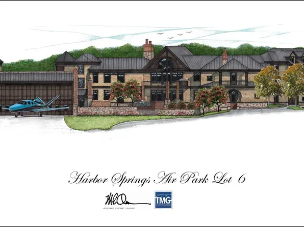 7955 Bay Skies Ct #6, Harbor Springs, MI 49740