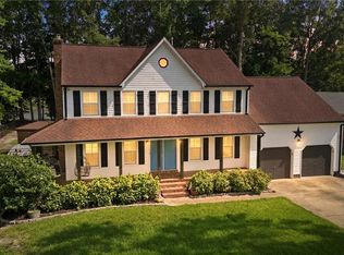 656 Parker Rd, Chesapeake, VA 23322