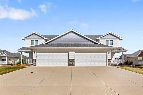 1160 Crescent View Dr NE Photo 1