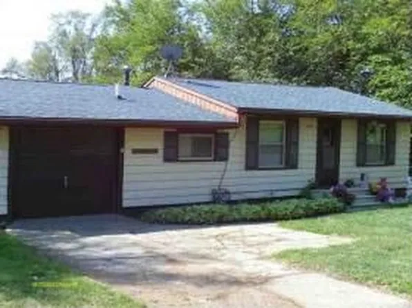 4102 8th Ave, East Moline, IL 61244