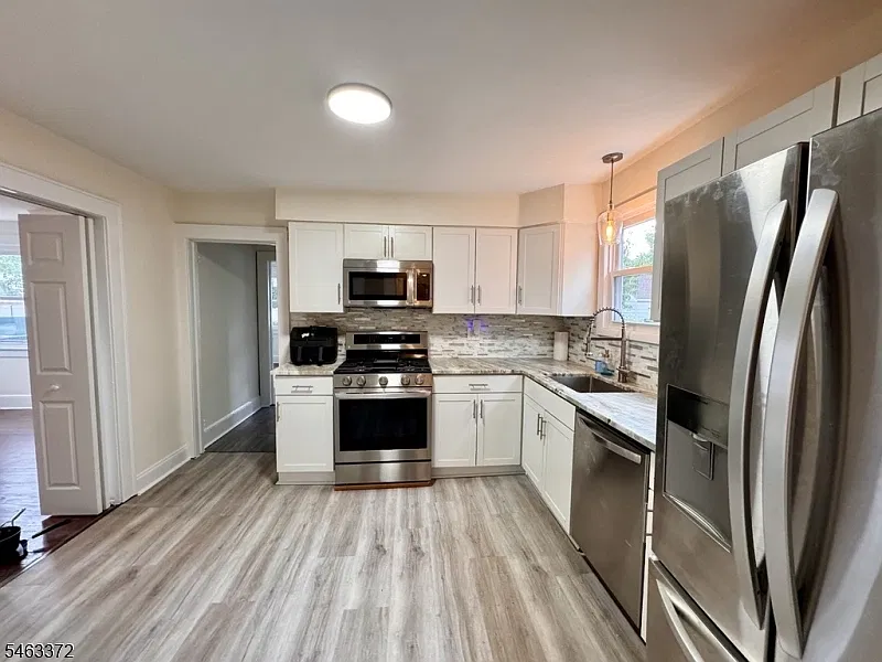 1316 Broad St — Photo 3