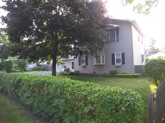 2nd image of 7 Washington St
