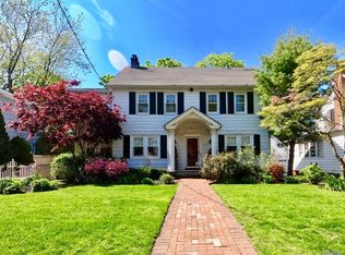 1512 Hewlett Ave, Hewlett, NY 11557