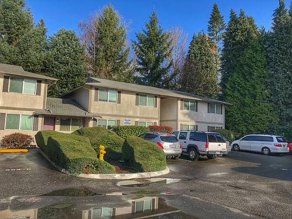3rd image of 603 4th Ave NE APT D
