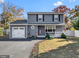 31 Delmar Dr, Brick, NJ 08723