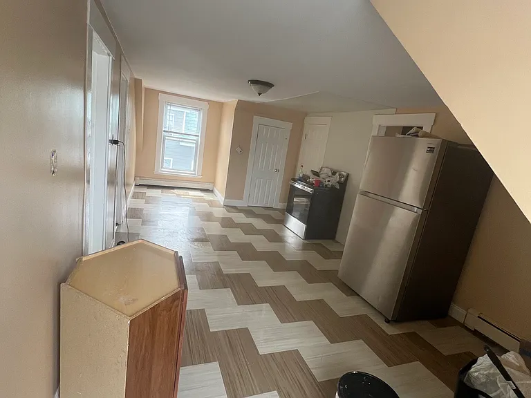346 Spruce St #3 — Photo 4