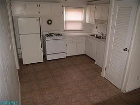 4th image of 300 Broadmeadows Blvd