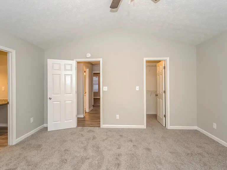 758 Kilkenny Cir — Photo 11