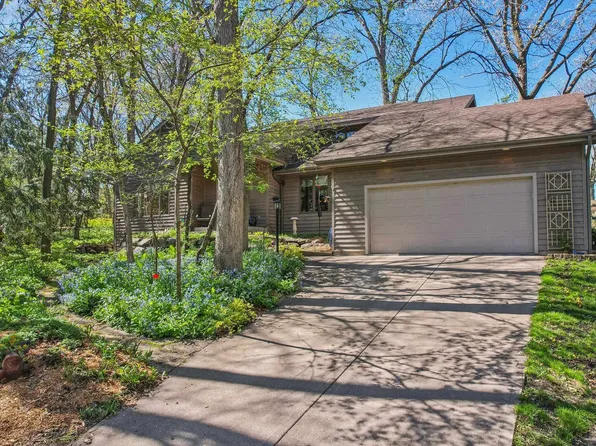 5 Valhalla Ct, Madison, WI 53719