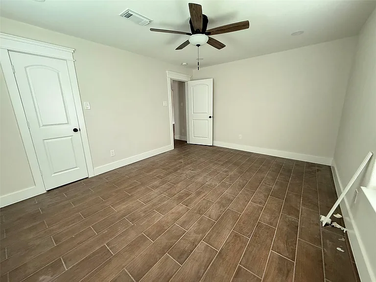 5924 Honeysuckle Dr — Photo 21