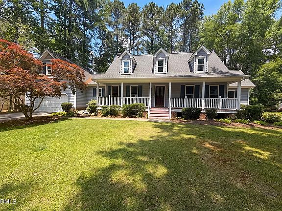 4th image of 106 Carmel Ct