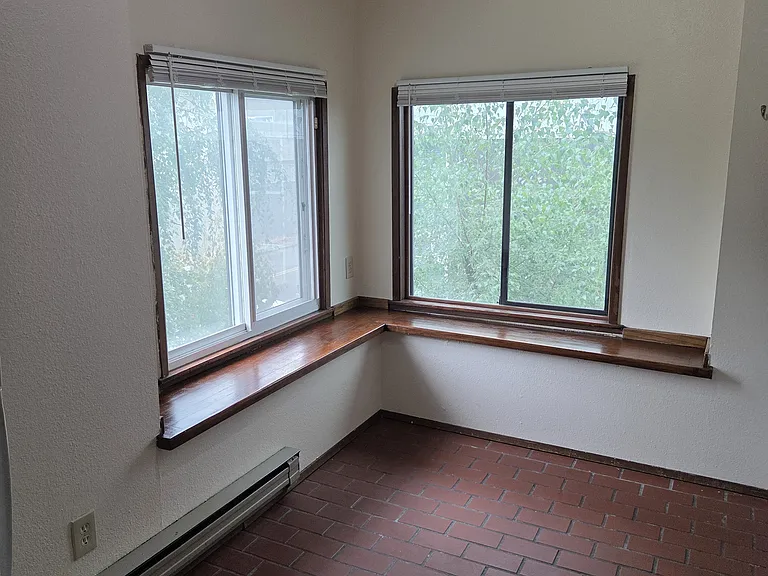 2339 Boylston Ave E #4 — Photo 9