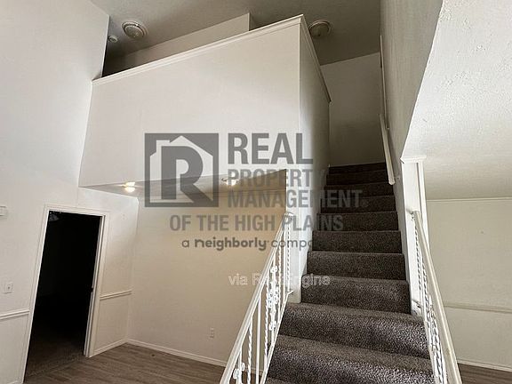5th image of 4304 Alicia Dr