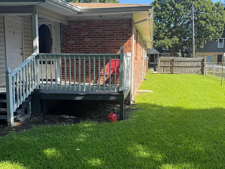 825 Argyle St #825 — Photo 11