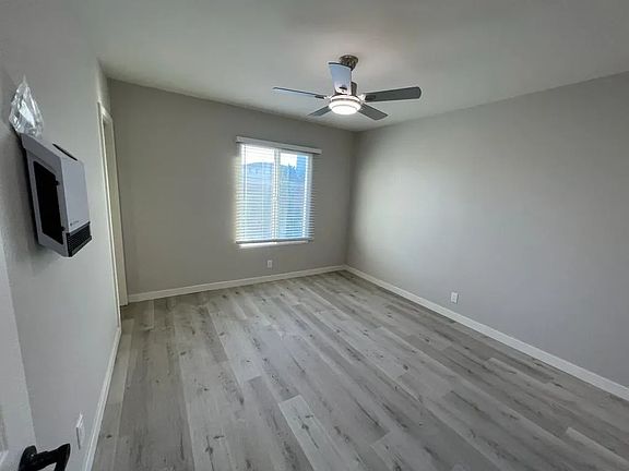5th image of 4484 Collwood Blvd #28