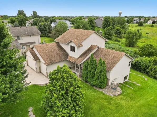 9747 Summit Ct, Monticello, MN 55362