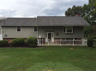 12 Whites Run Ct, Morgantown, WV 26508