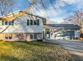 219 Elm St S, Belle Plaine, MN 56011