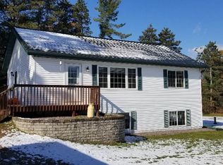 E8949a S, Reedsburg, WI 53959