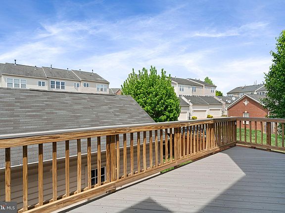 3rd image of 16280 Catenary Dr
