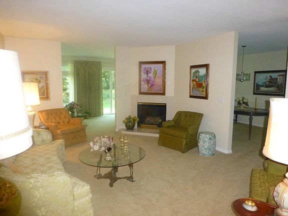 3rd image of 1125 Hillside Dr