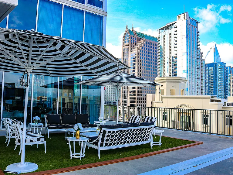 The VUE Charlotte On 5th — Photo 31