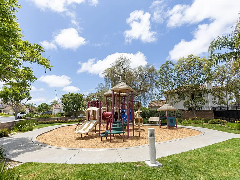 317 Spring Canyon Way — Photo 38