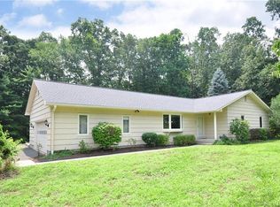 3 Tead Rd, Brookfield, CT 06804